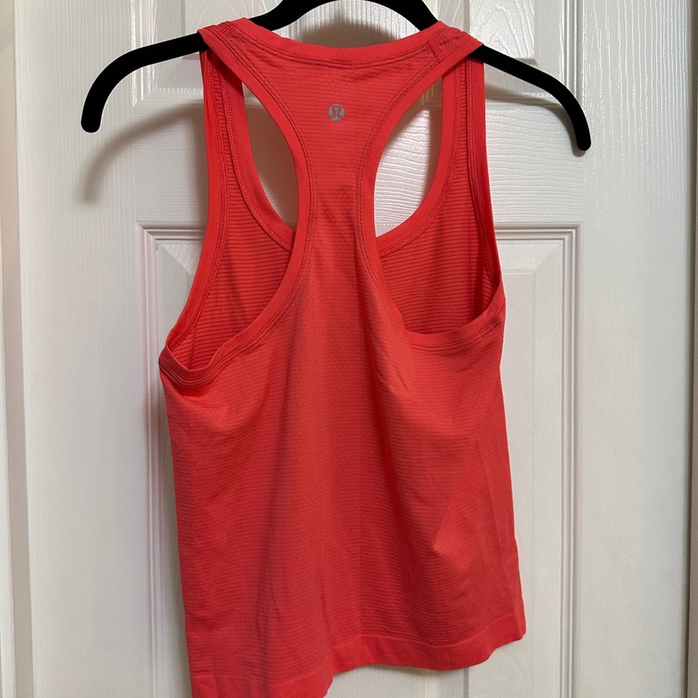 Lululemon Women’s Coral Swiftly Tech Racerback Tank Top - Picture 2 of 5